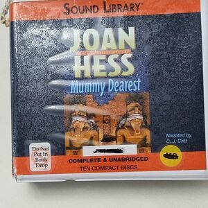 Joan Hess Mummy Dearest Audio CD, Narrated by C. J. Critt, BBC Audiobooks